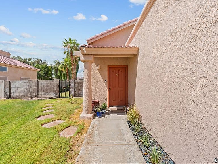 10728 S Calle Raquel photo 4
