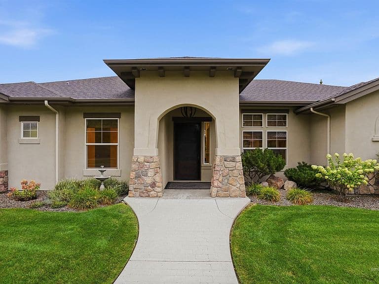 3808 W Magic Spruce Dr photo 3