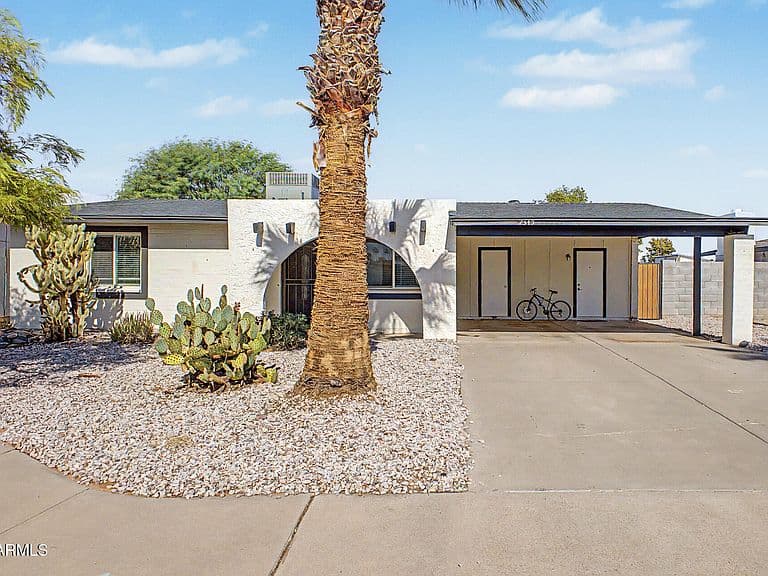 2345 W CALLE IGLESIA Avenue photo 2