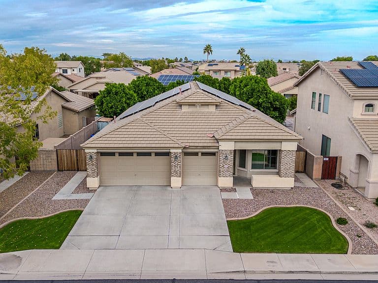 14432 W Hearn Rd photo 4