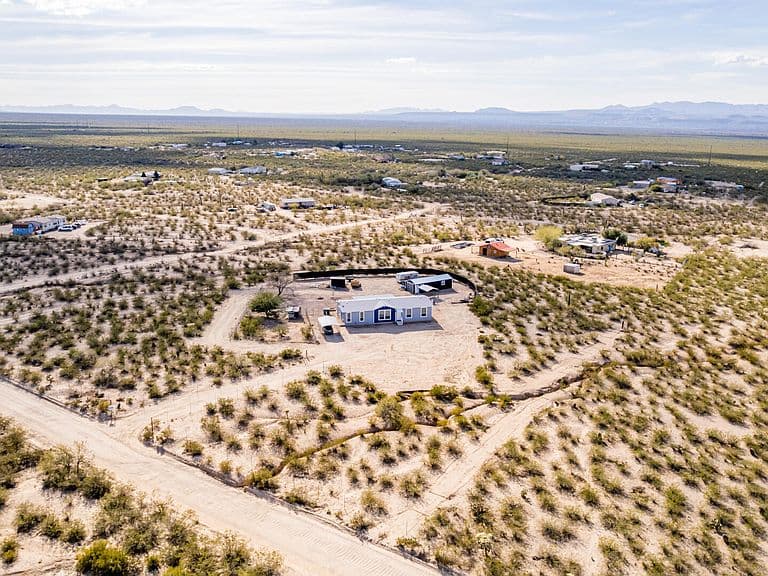 18150 S Mann Ave photo 1