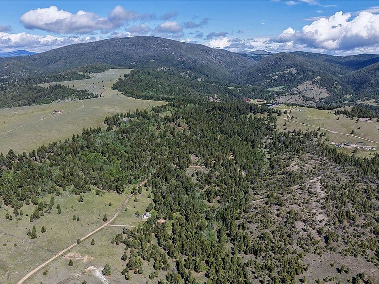 4855 Iron Ridge Loop photo 5