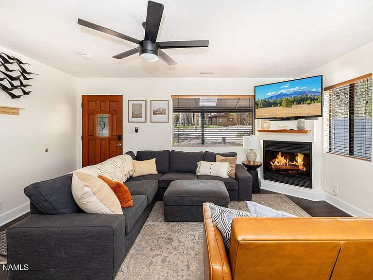 2553 Mesa Trl photo 5