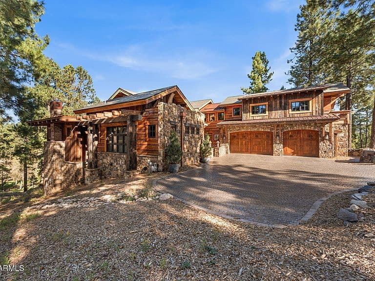 2558 E LA SERENA Drive photo 5
