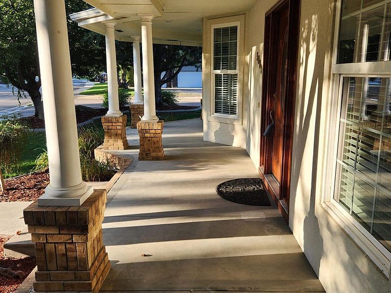 5002 N Brookmeadow Way photo 2