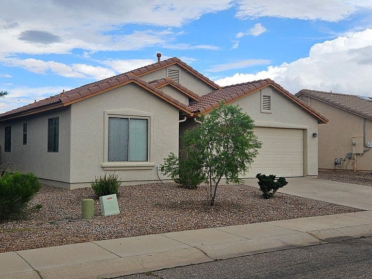1611 IRONMASTER Street photo 2