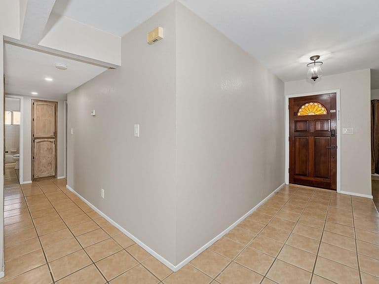 3420 E Rubio Ln photo 2
