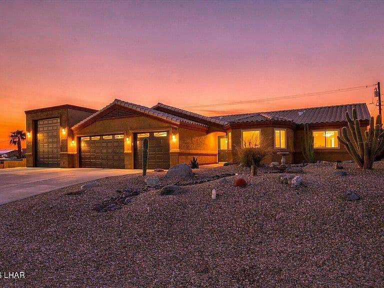 3551 Pocahontas Dr photo 1