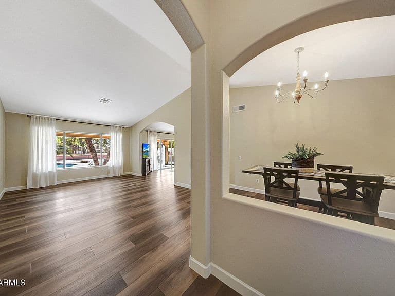 6401 W IRMA Lane photo 4