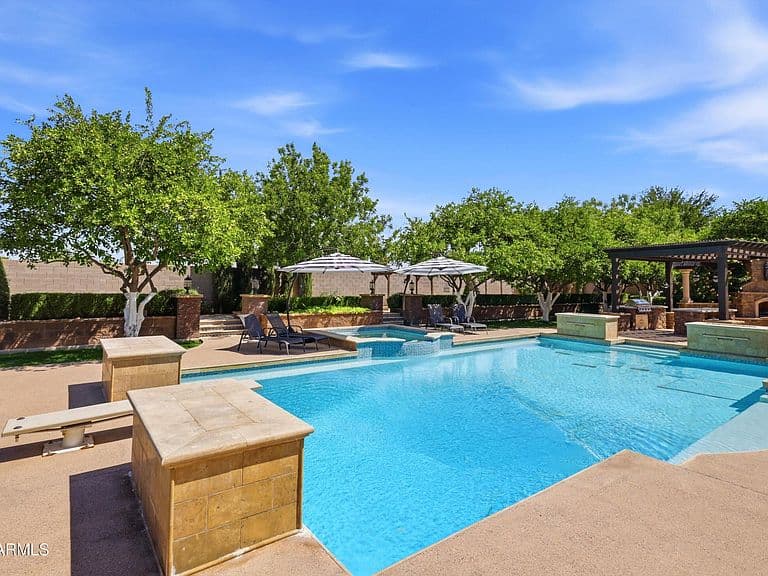 2286 E PLUM Street photo 5