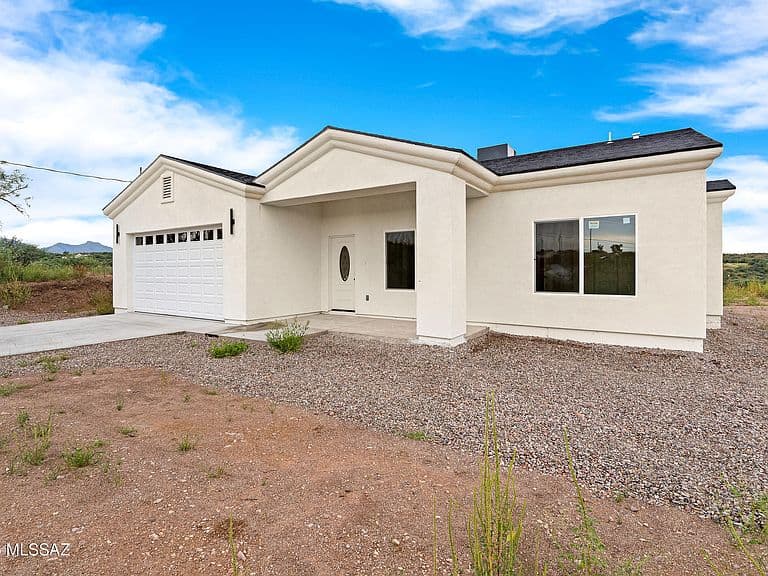 380 Polo Ct photo 2