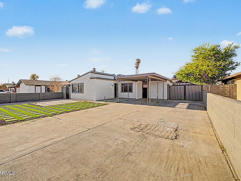 5308 W EDGEMONT Avenue photo 2