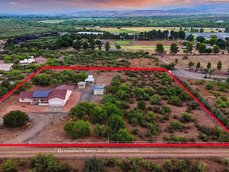 1300 E SHARPS Trail photo 1