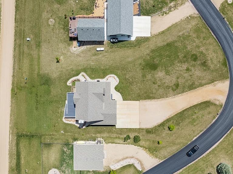 101 Lakeview Dr photo 5