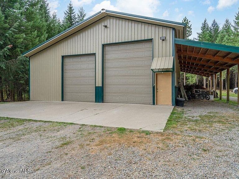 26749 N Rourke Rd photo 1