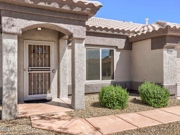 13626 W CAVALCADE Drive photo 3