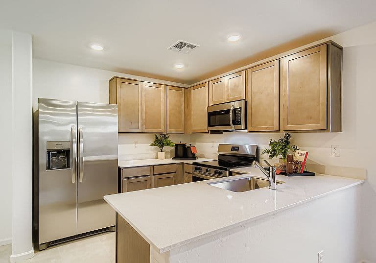 36216 W Charity Pl photo 2