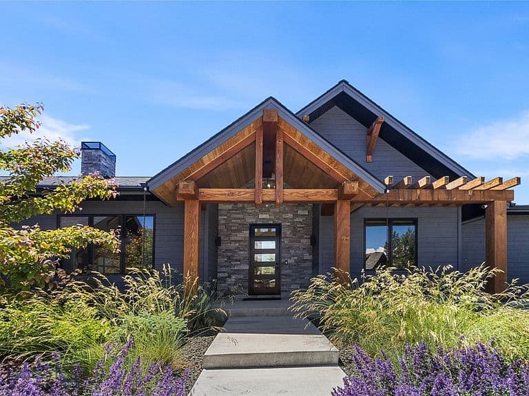 37 Ballindalloch Pl photo 1