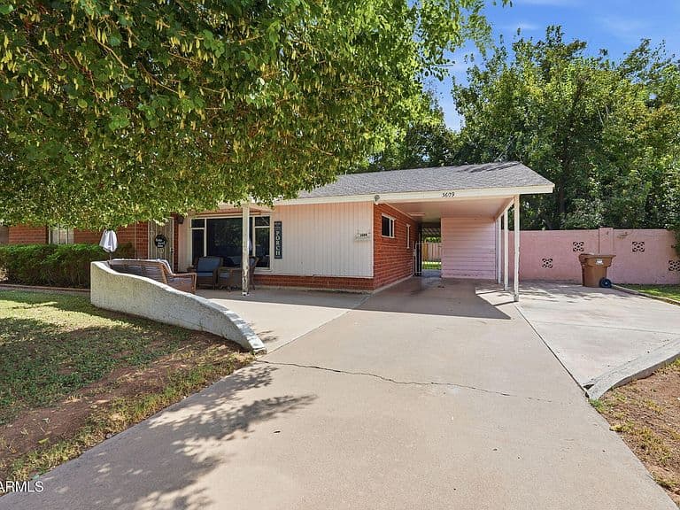 3609 N 40TH Street photo 4