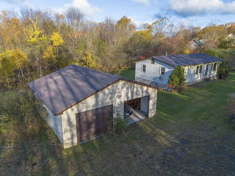 2413 Hollister Hill Road photo 4