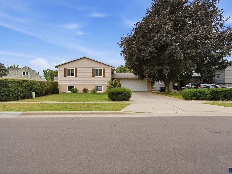 5505 W Abbey Ln photo 1