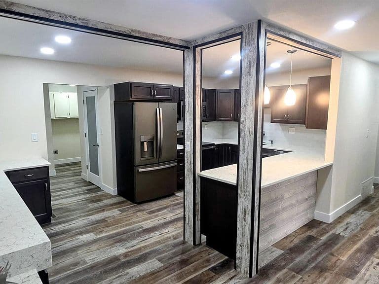 137 King Ct photo 5