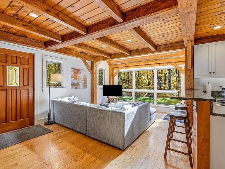156 Prospect Hill Road photo 4