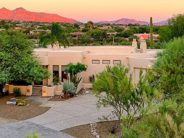 5500 N Hacienda Del Sol Rd photo 5