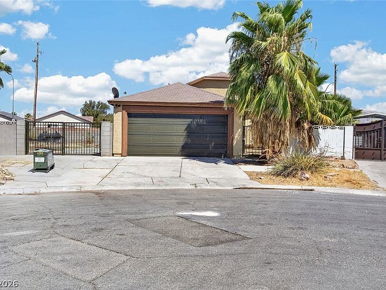 4030 Bright Star Ct photo 1