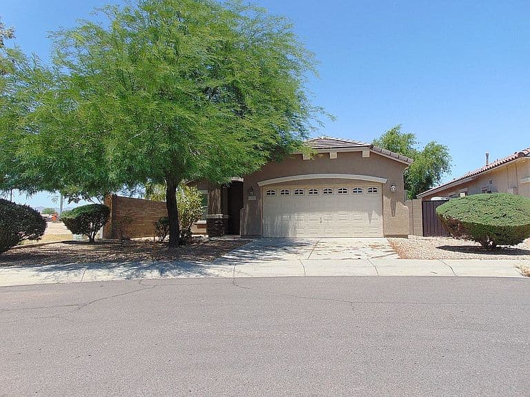 17052 W Sonora St photo 3