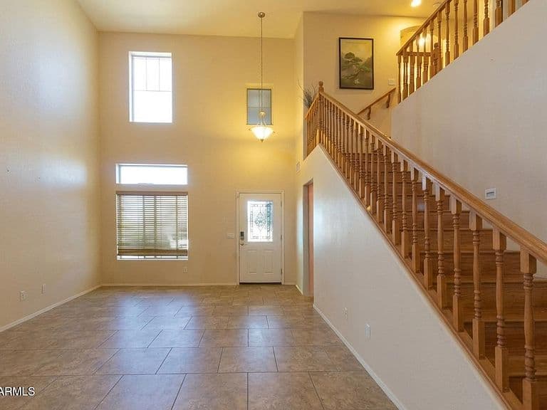 21052 N ALMA Drive photo 3