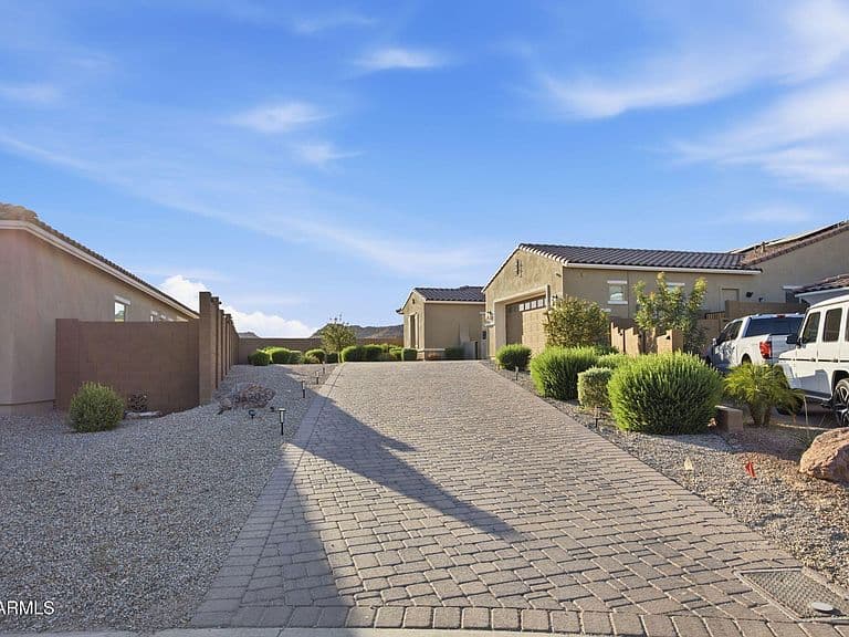 18620 W Sapium Way photo 5