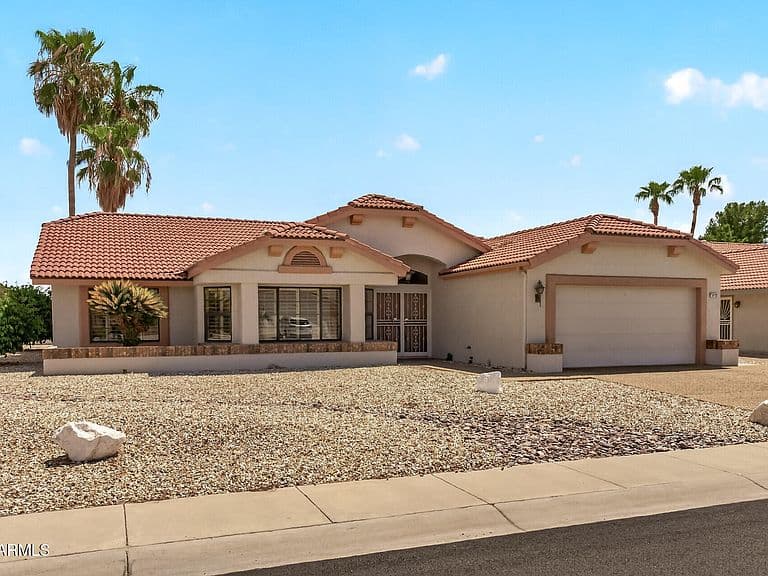 13923 W JAGUAR Drive photo 2