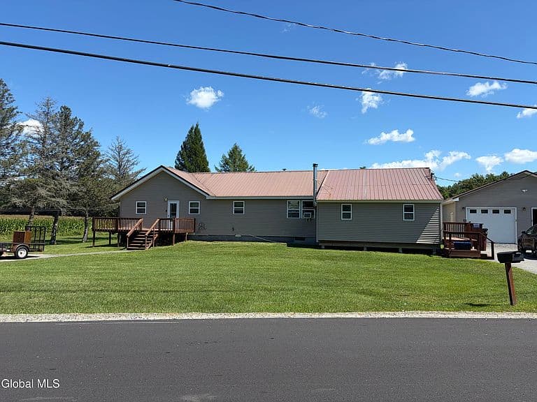 934 Sciota Road photo 1