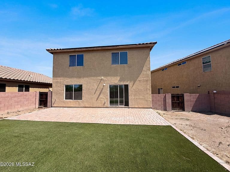 935 W Placita Canalito photo 5