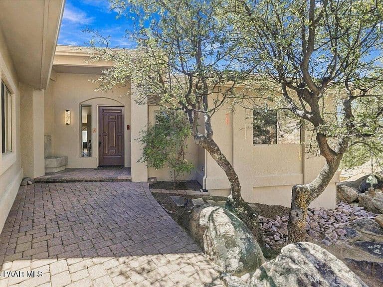 3039 Pedregal Dr photo 2