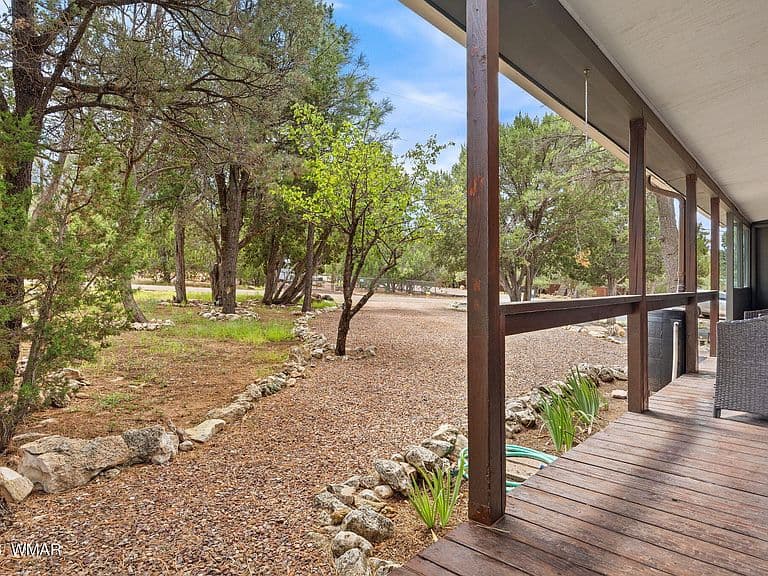 3160 Tonto Dr photo 4