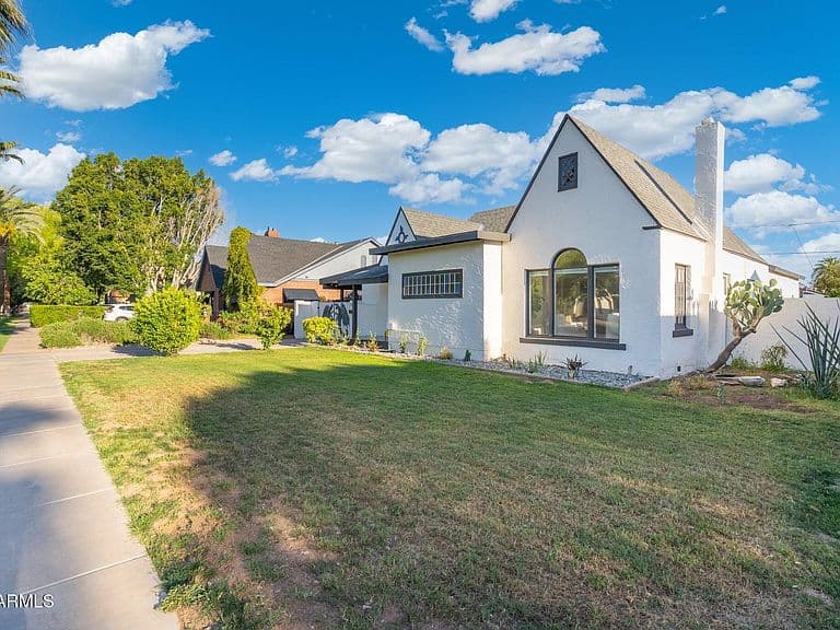 57 W VERNON Avenue photo 4