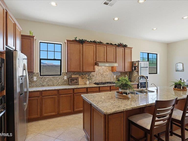 21401 W MULE DEER Way photo 2