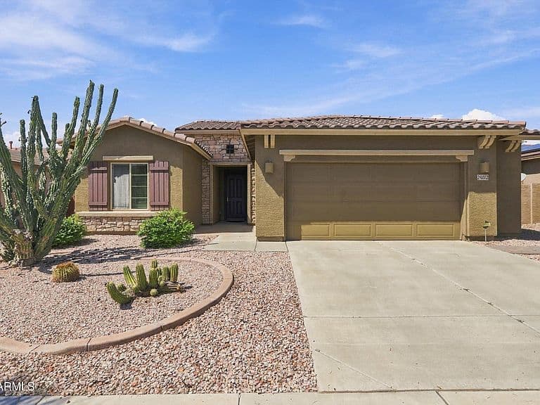 24072 N 164TH Avenue photo 1