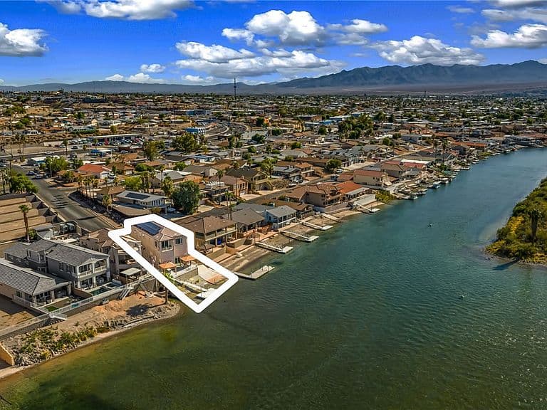 1503 Riverfront Drive photo 1