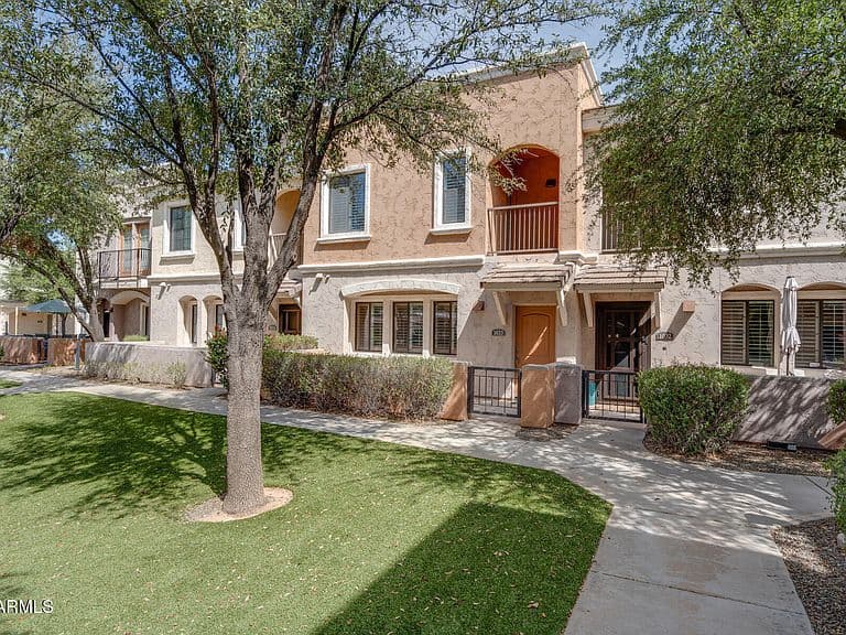 10757 N 74TH Street #1033 photo 1