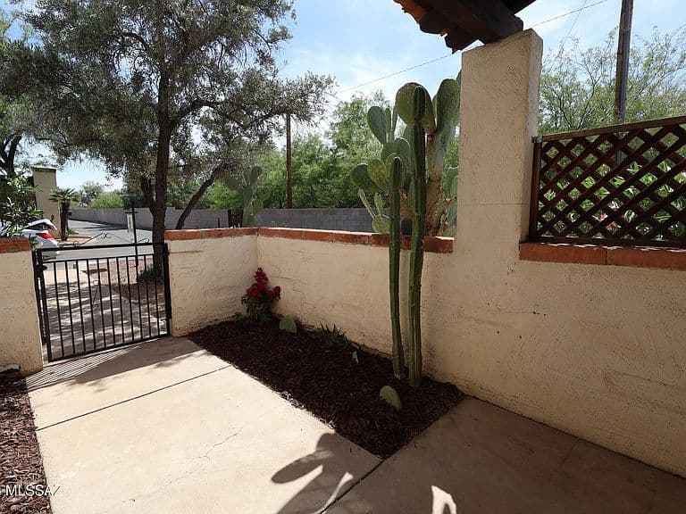 4145 N Via Villas photo 4