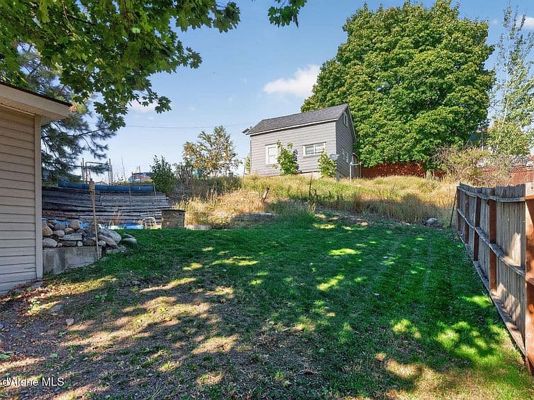 15170 N Coeur D Alene St photo 1