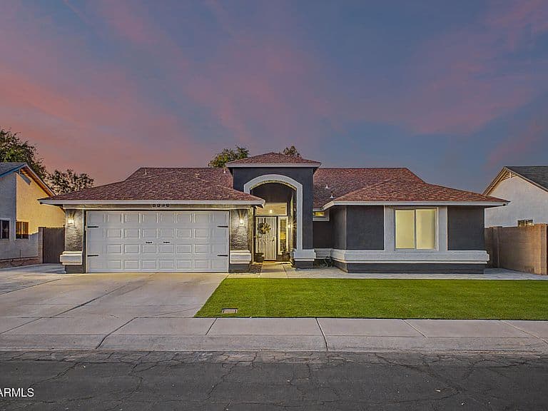 8536 W OCOTILLO Road photo 1