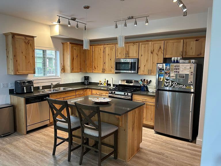2447 Grange Way photo 5