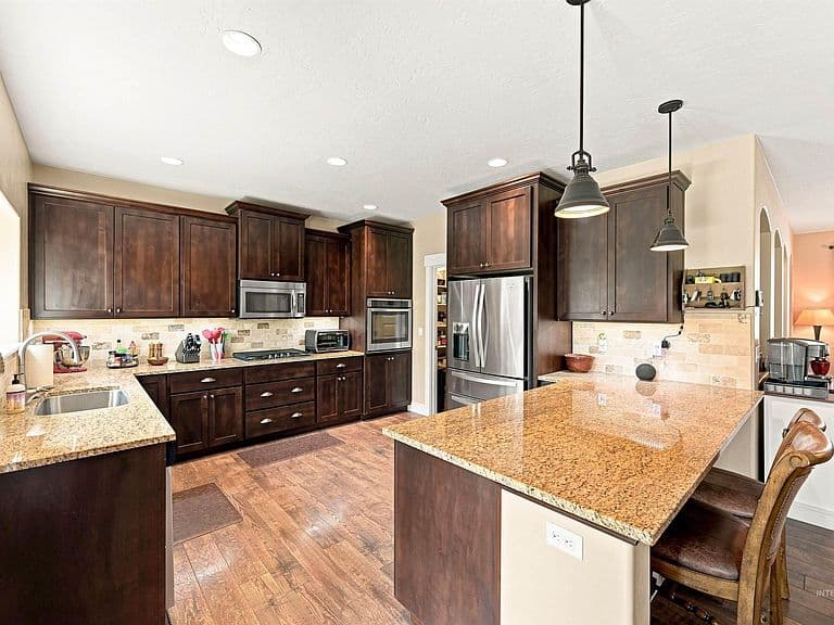3888 N Annata Ave photo 3