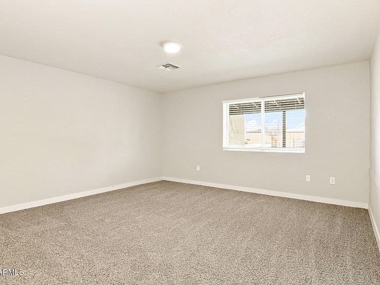 310 4TH Avenue W photo 5