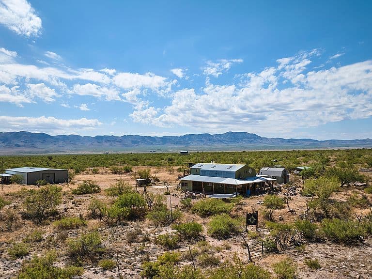 11833 N Owls Butte Trl photo 2
