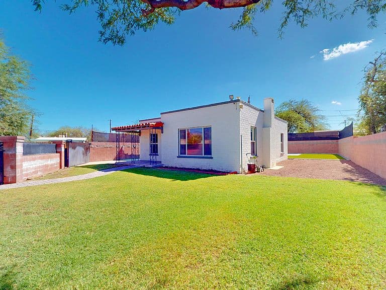 4144 E Desert Pl photo 5